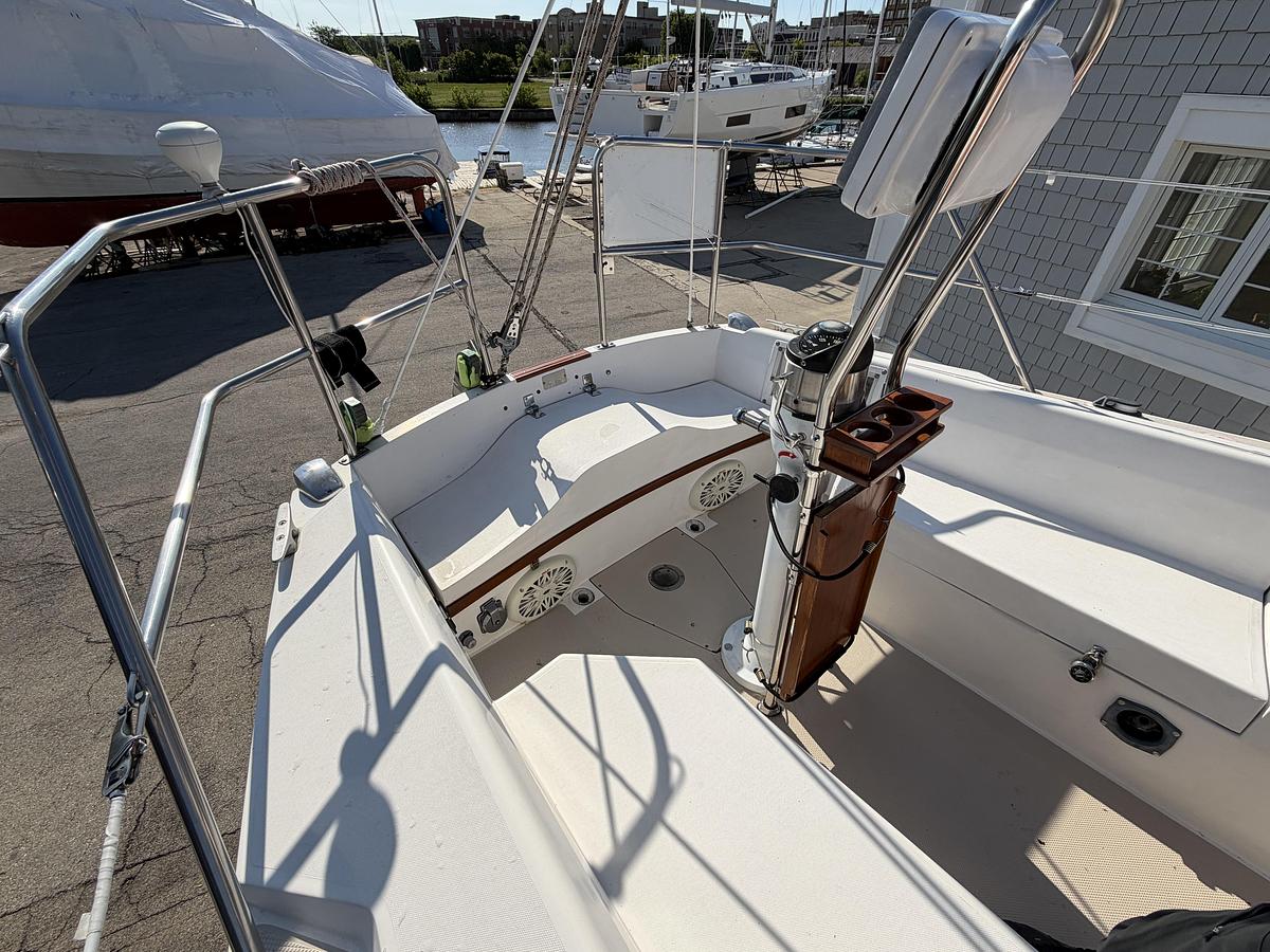 Used 1988 Catalina 30 MKII Tall Rig