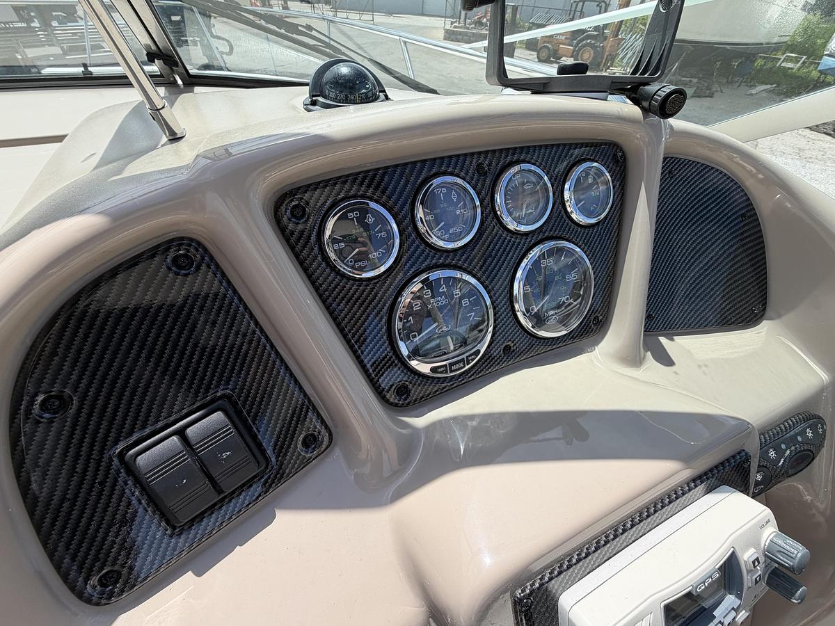 Used 2004 Sea Ray Sundancer 260