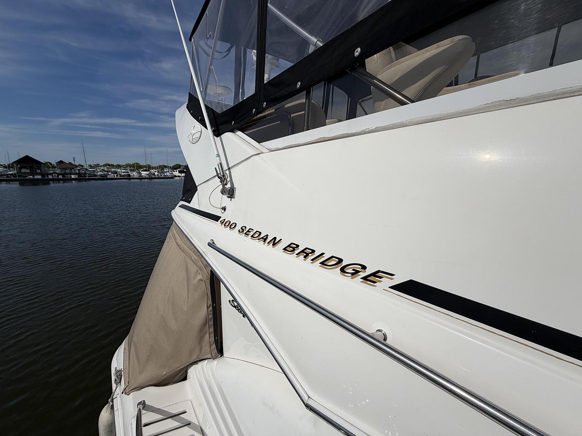 Used 2000 Sea Ray 400 Sedan Bridge
