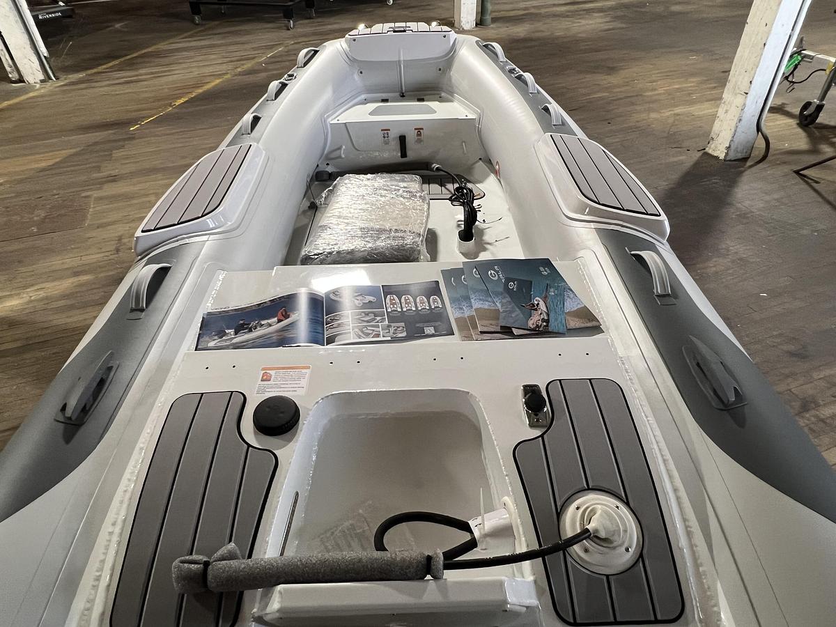 2026 Gala V330