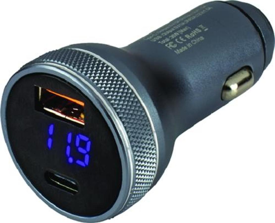 USB 3.0 And USB-C Power Plug with Volt Meter