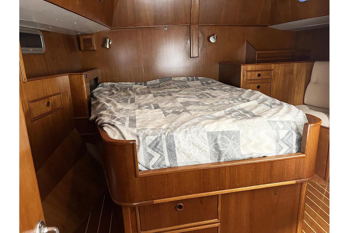 Used 1987 Oyster 46.5