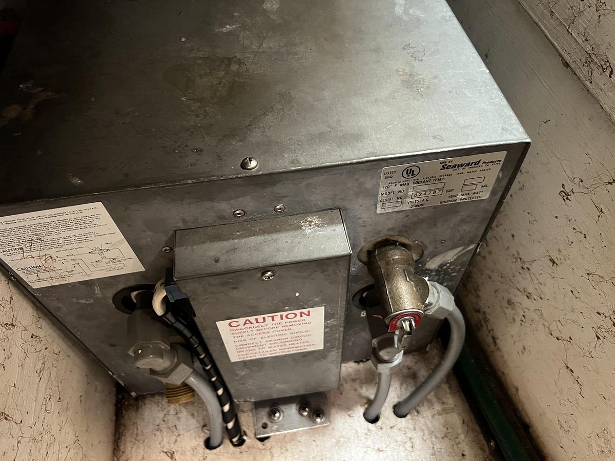 Used 1996 Caliber 35 LRC