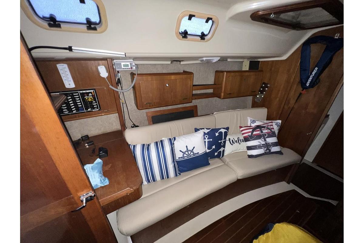 Used 1988 Hunter 333