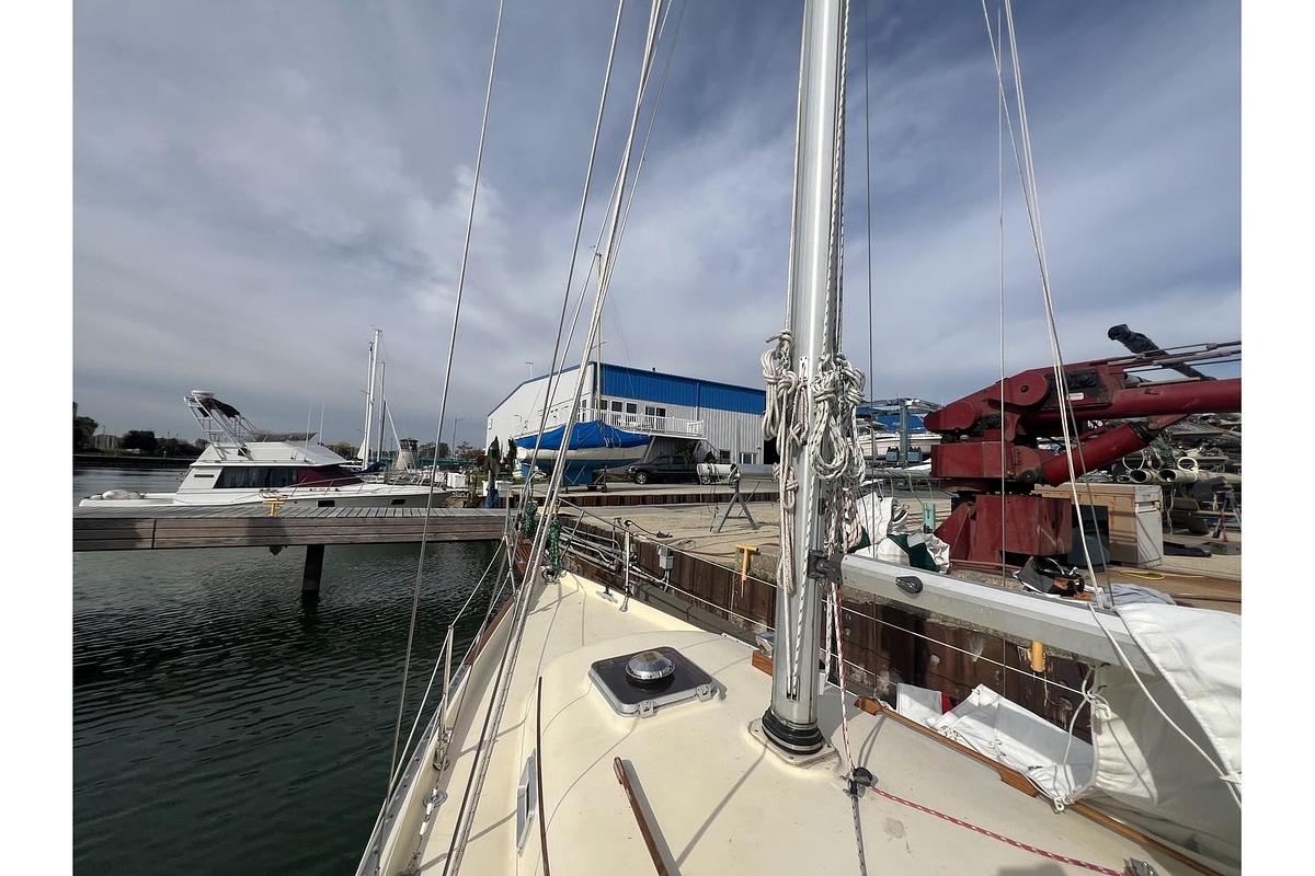 Used 1987 Bayfield 32C