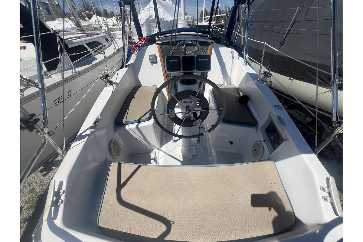 Used 1983 Marlow-Hunter 27 Cherubini