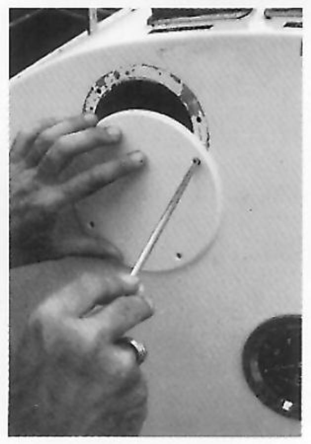 Coverplate Without Screws - 5in. - White