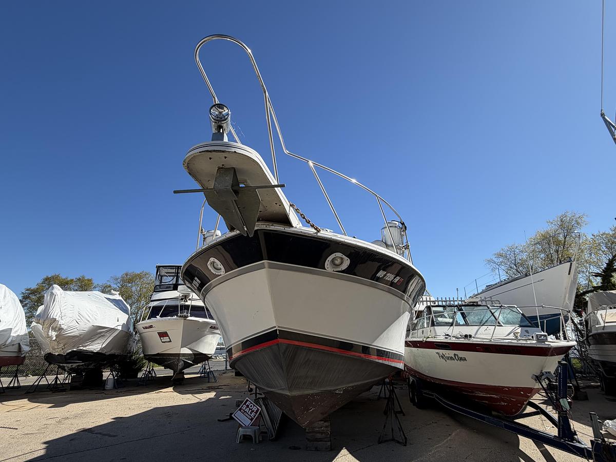 Used 1989 Wellcraft 3400 Gran Sport