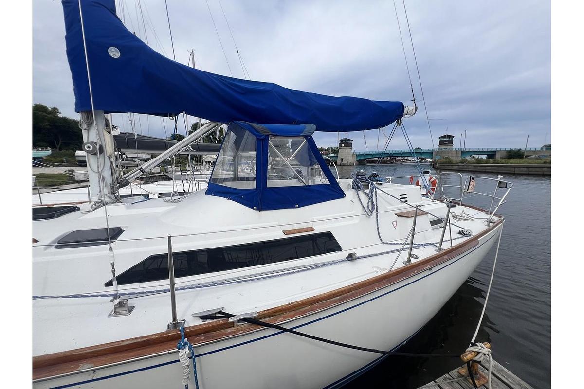 Used 1985 C&C Landfall 39