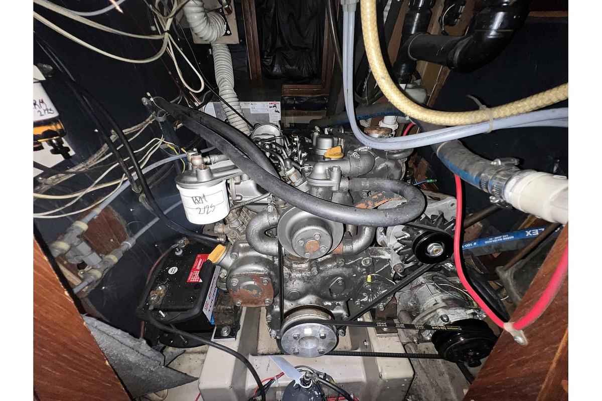 Used 1985 C&C Landfall 39