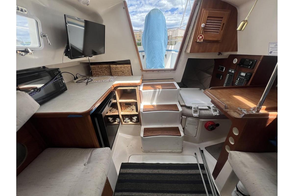 Used 1983 Marlow-Hunter 27 Cherubini