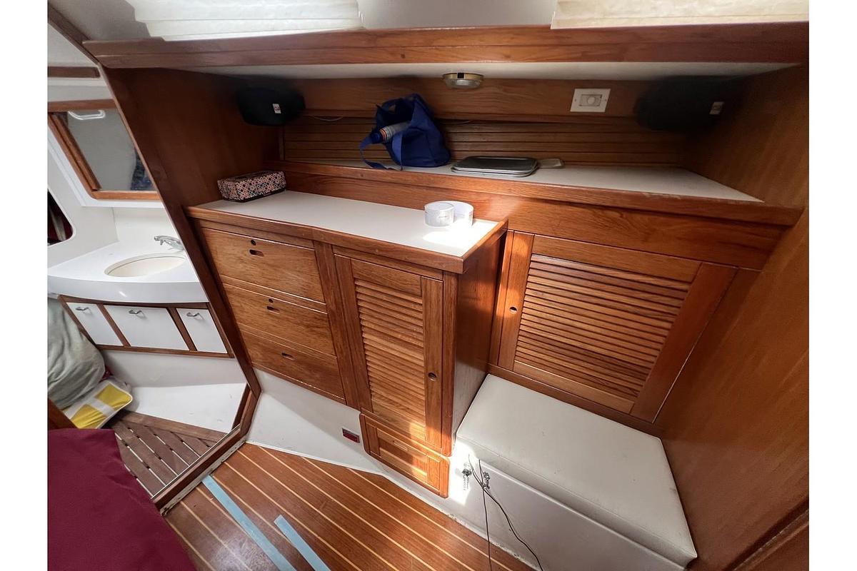 Used 1993 Catalina 42 MKI