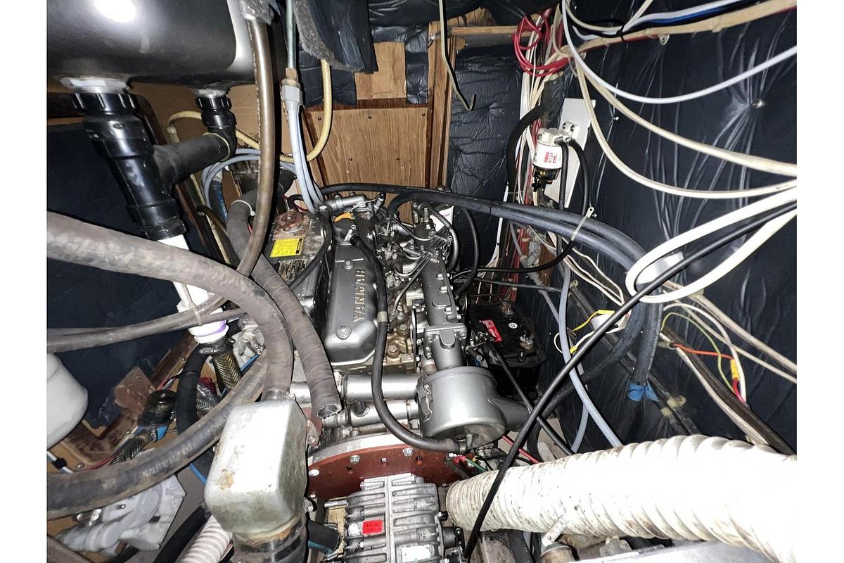 Used 1985 C&C Landfall 39