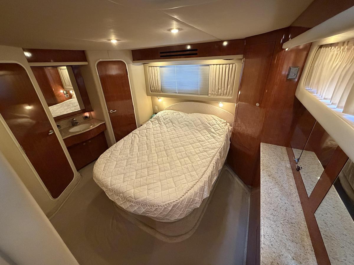 Used 2004 Sea Ray 390 Motor Yacht