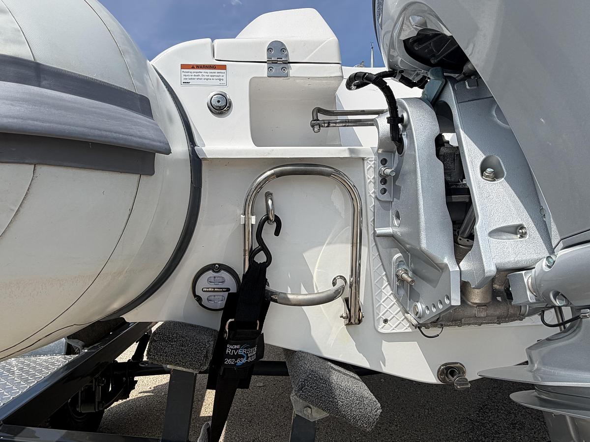 Used 2022 Walker Bay Generation 450