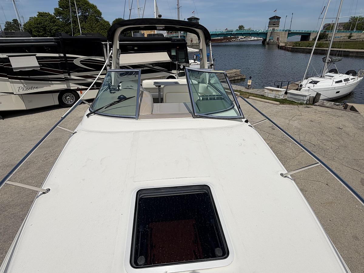 Used 2004 Sea Ray Sundancer 260