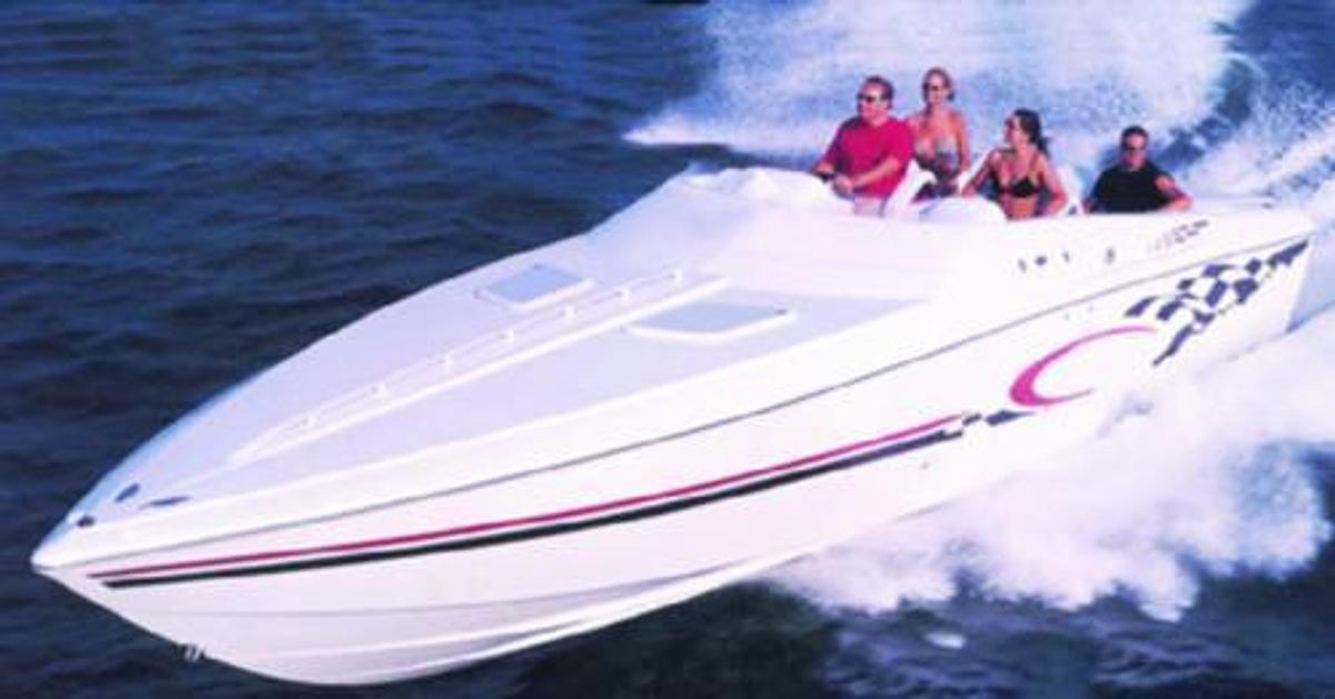 Performance Style Boat Cover - 24ft. 6in.