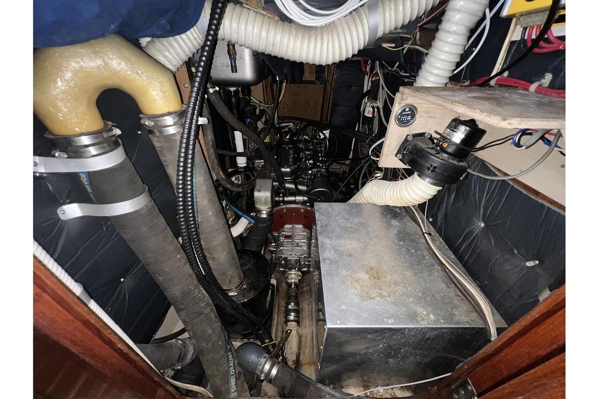 Used 1985 C&C Landfall 39