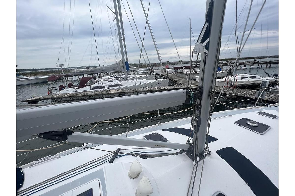 Used 2000 Hunter 410