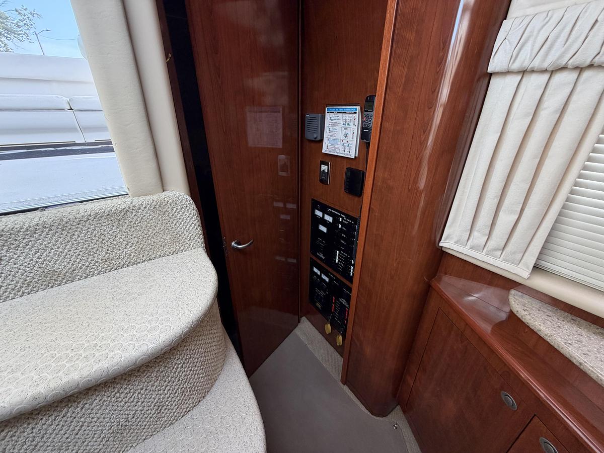 Used 2004 Sea Ray 390 Motor Yacht