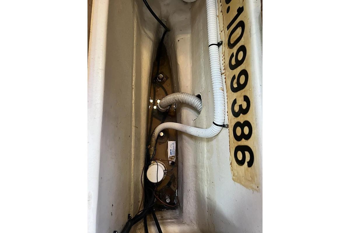 Used 2000 Hunter 410