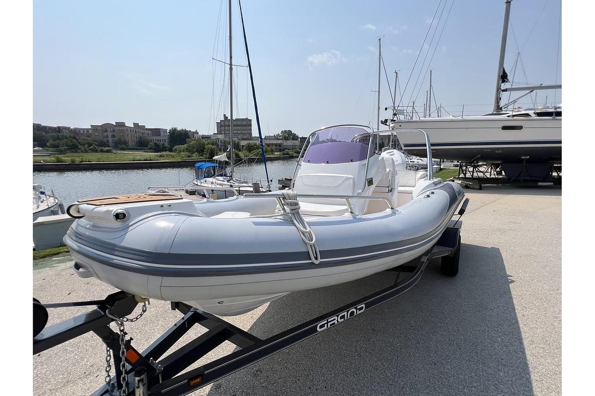 Used 2018 Grand G580