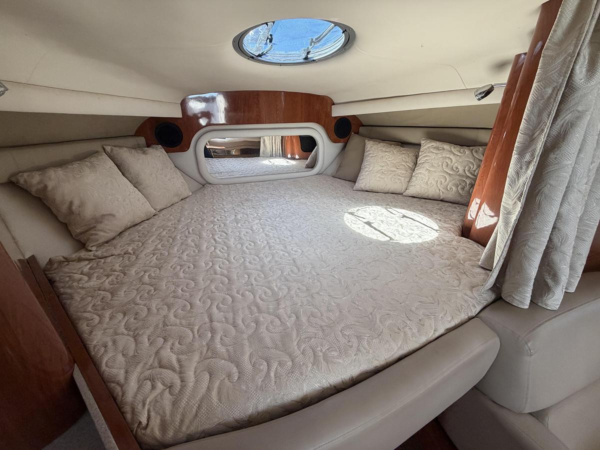 Used 2008 Crownline 340 CR