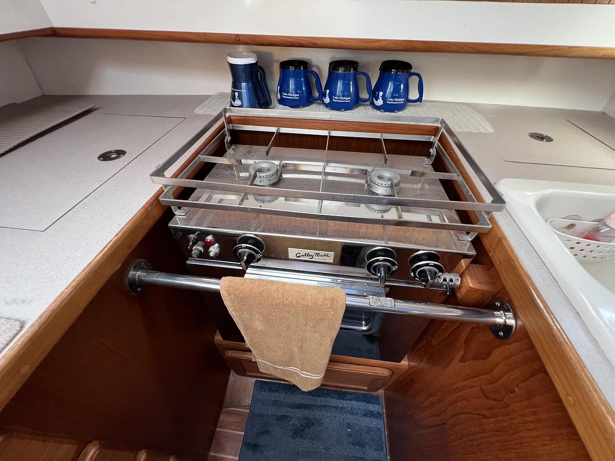 Used 1996 Caliber 35 LRC