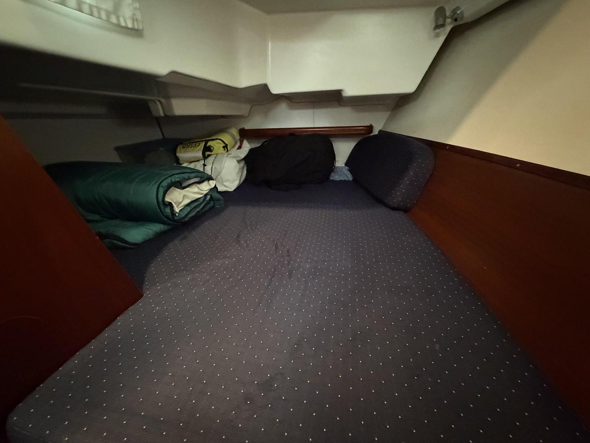 Used 2005 Beneteau 373