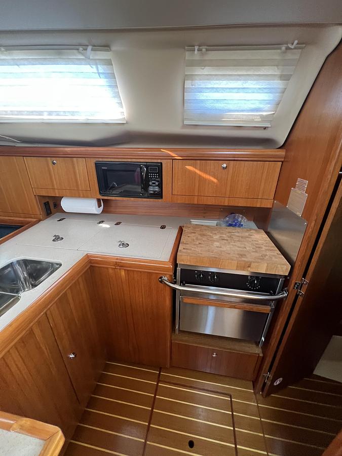 Used 2003 Hunter 356