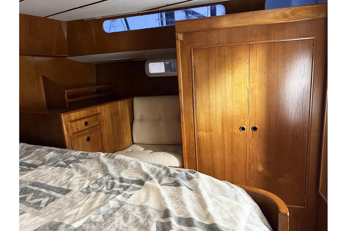 Used 1987 Oyster 46.5