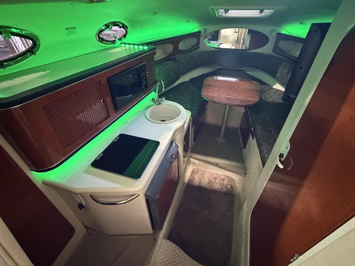 Used 2004 Sea Ray Sundancer 260