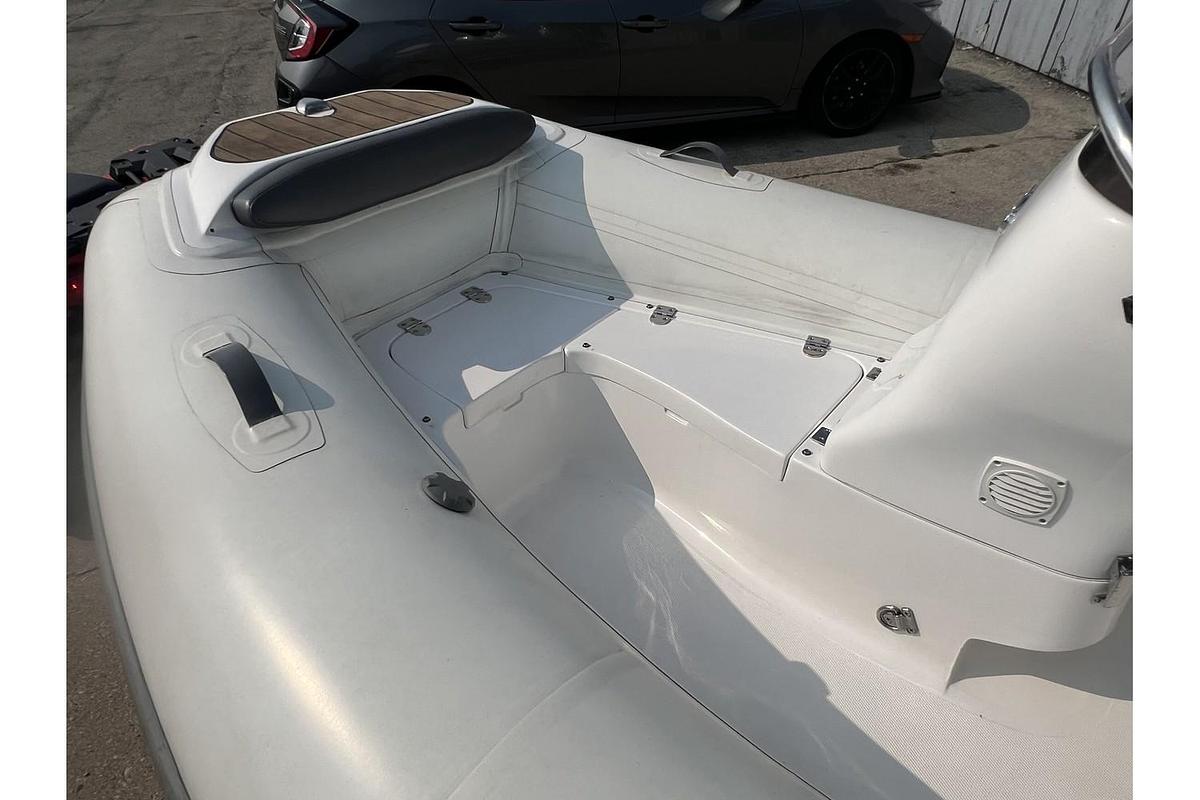 Used 2017 Walker Bay Generation 360