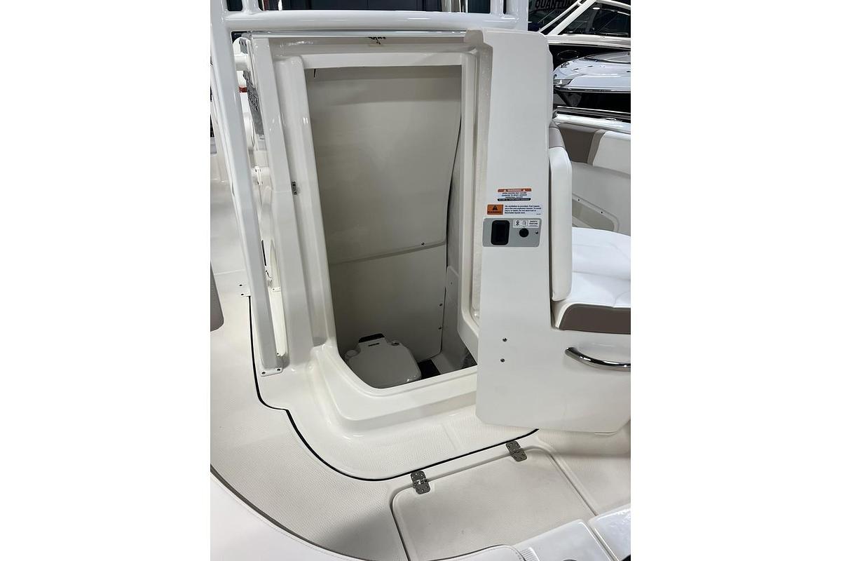 2023 Robalo R-222 White