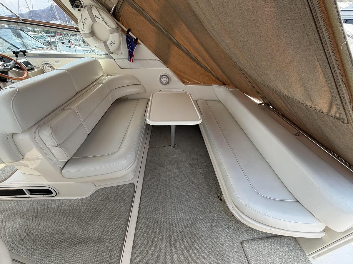Used 1999 Sea Ray Sundancer 330