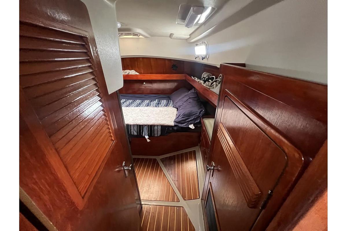 Used 1985 C&C Landfall 39