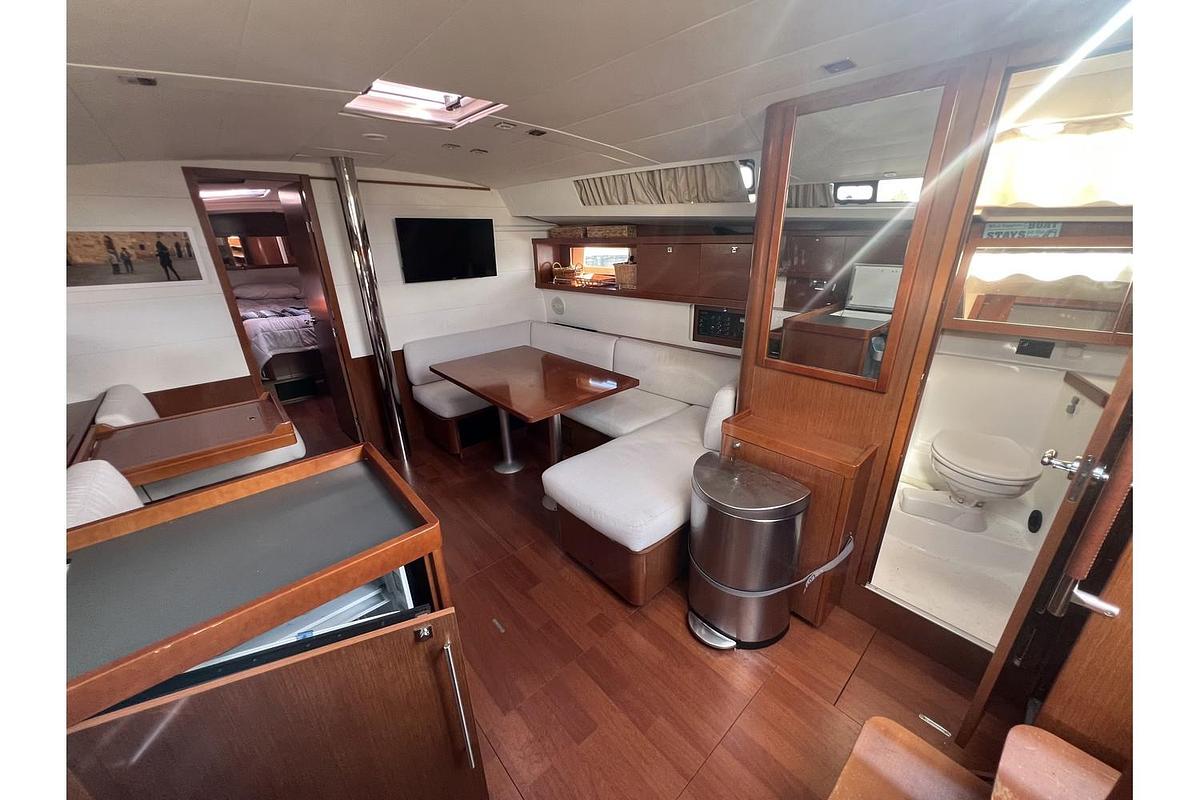 Used 2012 Beneteau Oceanis 45