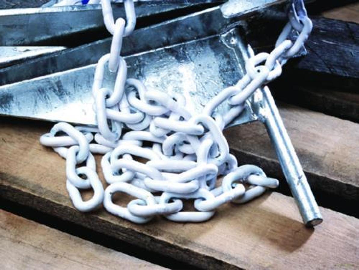 Polymer Coated Anchor Chain with Shackles - 5/16in. x 5ft. with 5/16in. Shackles