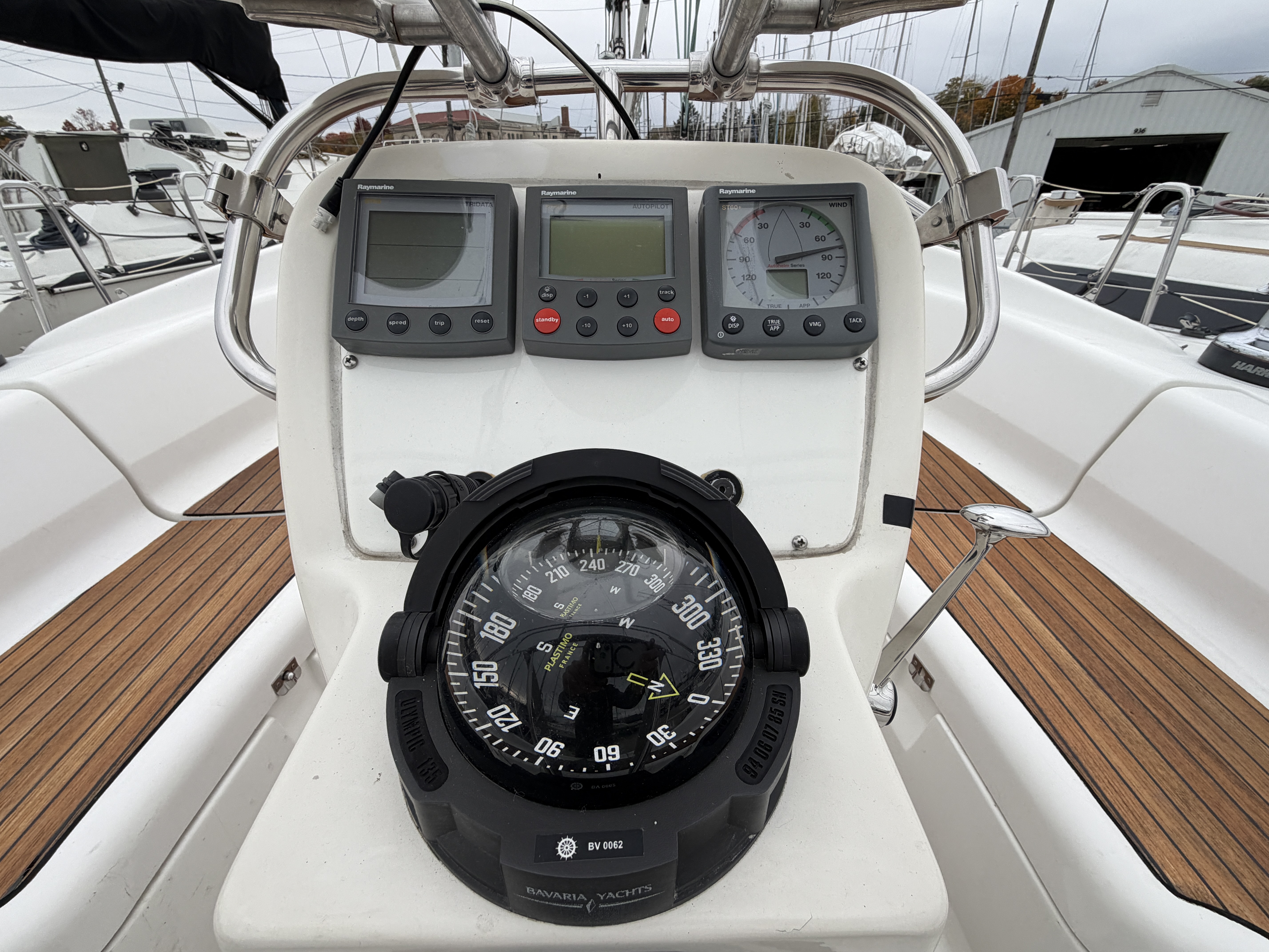Used 2004 Bavaria 38