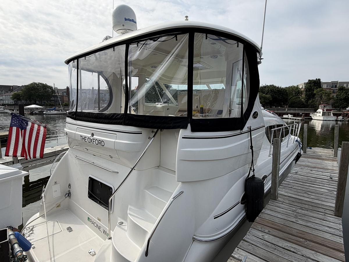 Used 2004 Sea Ray 390 Motor Yacht