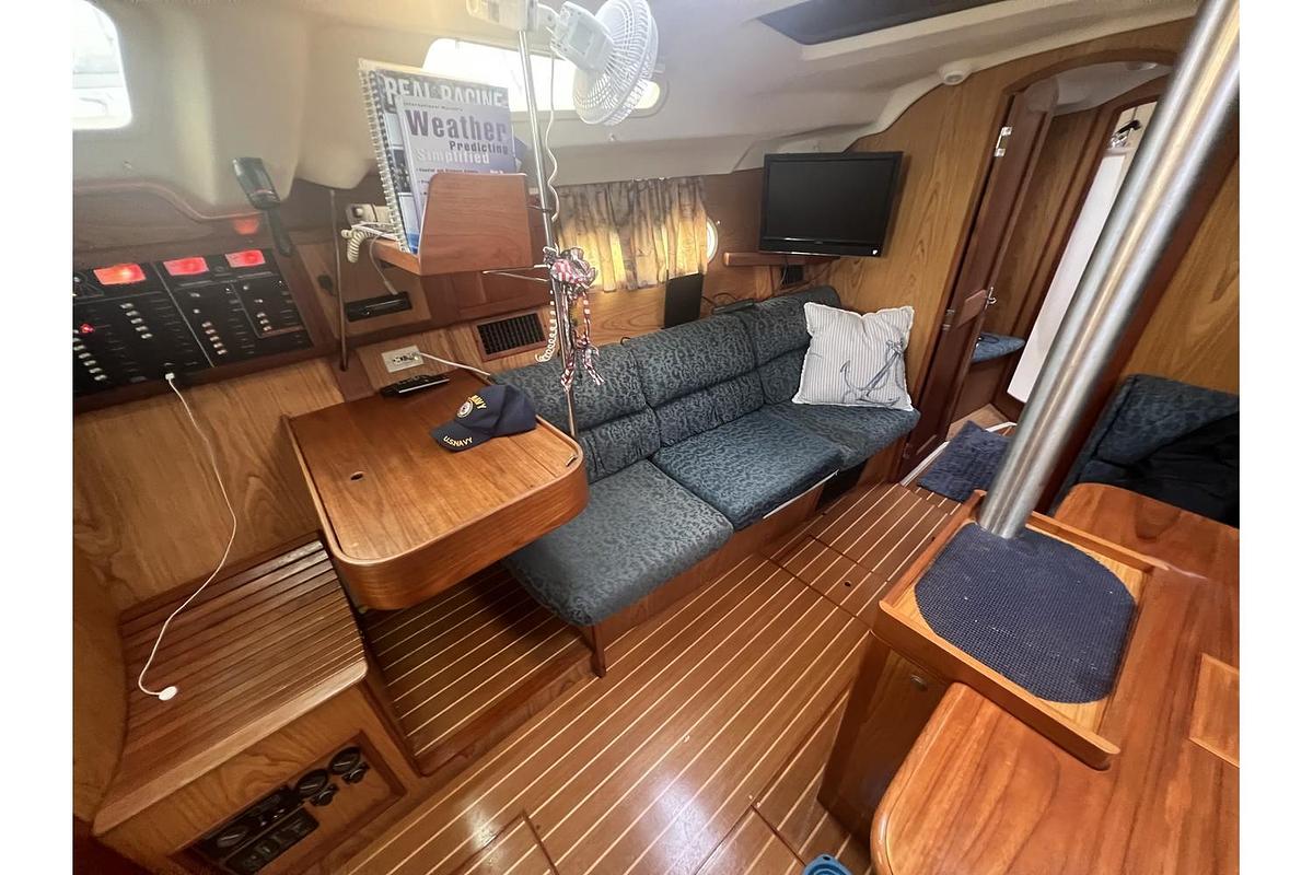 Used 2000 Hunter 410