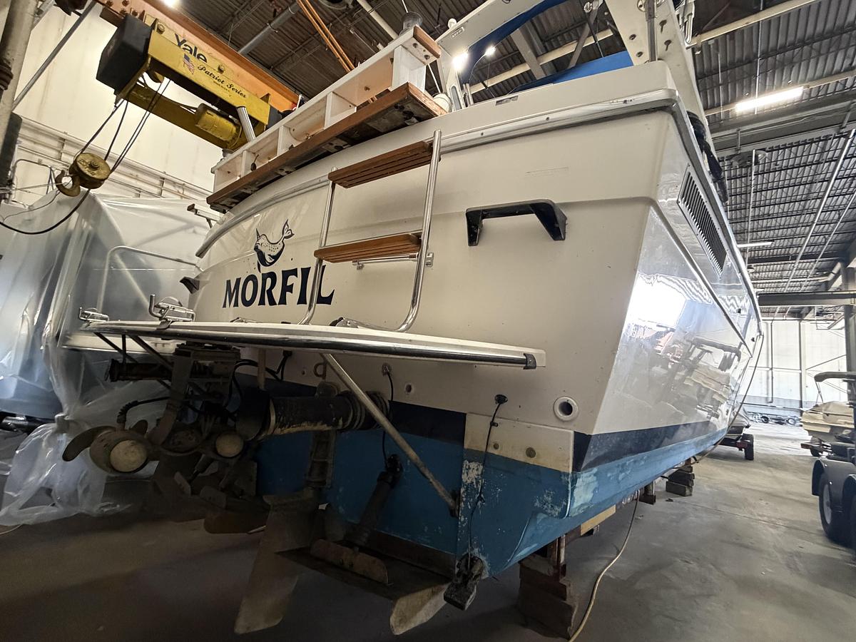 Used 1986 Bayliner 3270