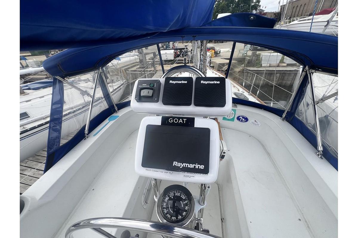 Used 1985 C&C Landfall 39