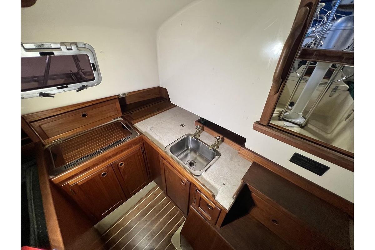 Used 1987 Bayfield 32C