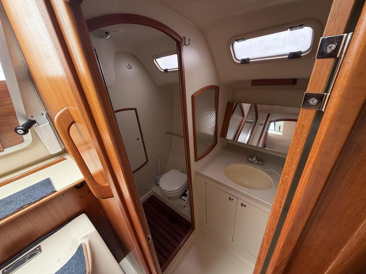 Used 2003 Hunter 356