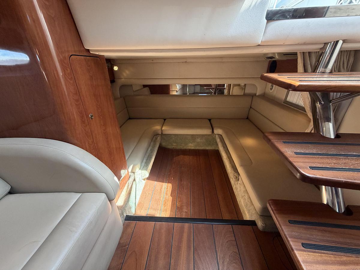 Used 2008 Crownline 340 CR