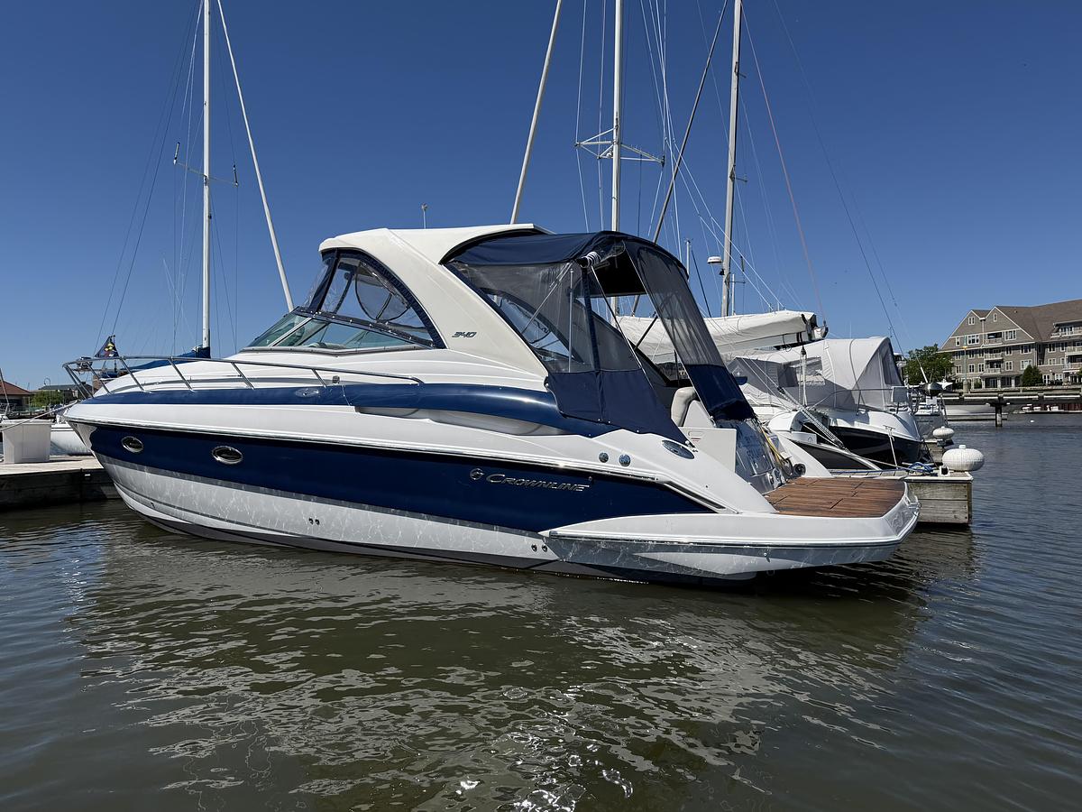 Used 2008 Crownline 340 CR