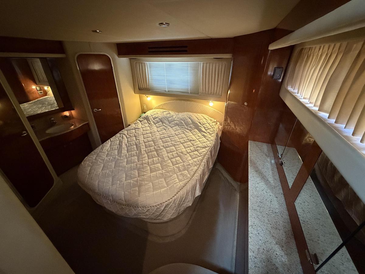Used 2004 Sea Ray 390 Motor Yacht