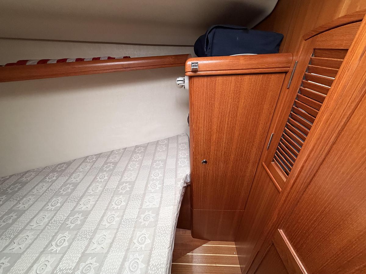 Used 2003 Hunter 356