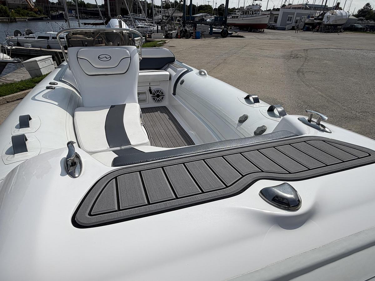 Used 2022 Walker Bay Generation 450